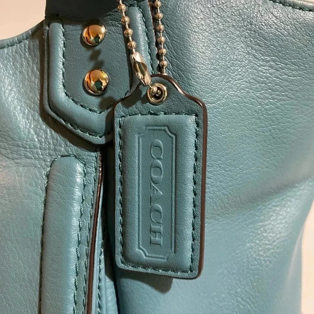 Coach vintage blue leather shoulder handbag - Picture 4 of 13